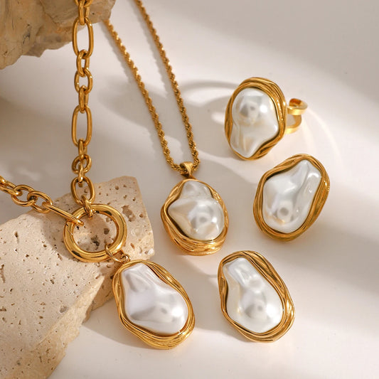 Premium 18K Verguld Parelketting, Oorbellen & Ring Set voor Dames – Waterdichte & Vlekvrije Luxe Juwelen & Sieraden