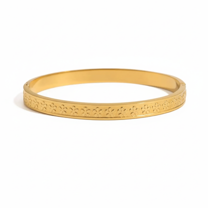 Heart Charm Premium 18K Gold Plated Bracelet for Women – Waterproof & Tarnish-Free Luxury Jewellery & Jewelry