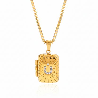 18K Gold-Plated Locket Necklace for Men & Women | Vintage-Style Photo Locket Pendant