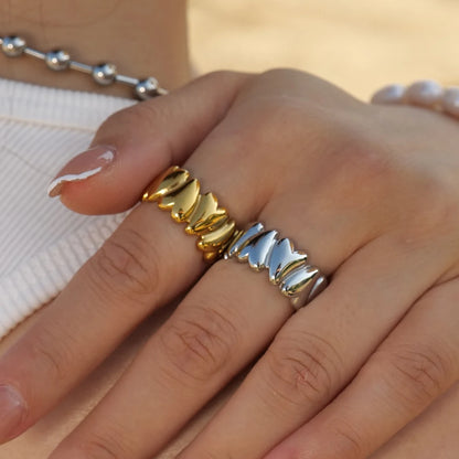 18K Gold Plated Heart Band Ring – Waterproof, Tarnish-Free Statement Ring (Gold & Silver)