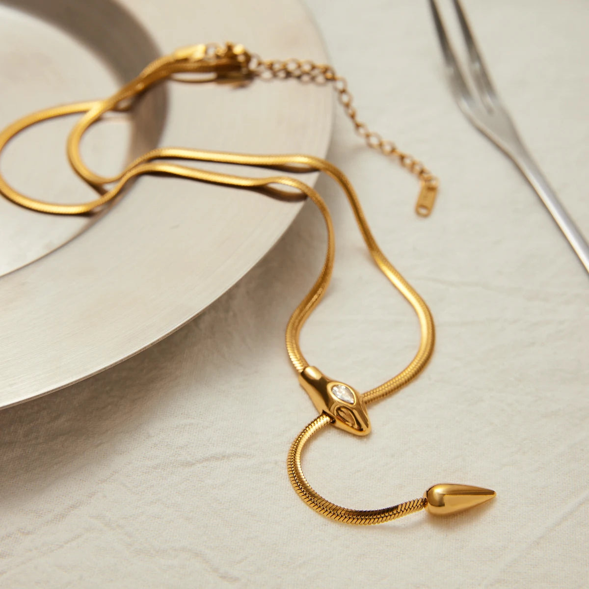 18K vergulde verstelbare lariat-ketting – Waterdicht, aanslagvrij minimalistisch sieraad