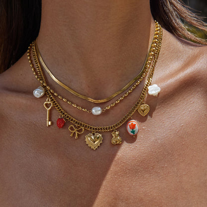Goudkleurige Charmeketting voor Dames – Dikke Ketting met Hart-, Parel- & Teddybedel