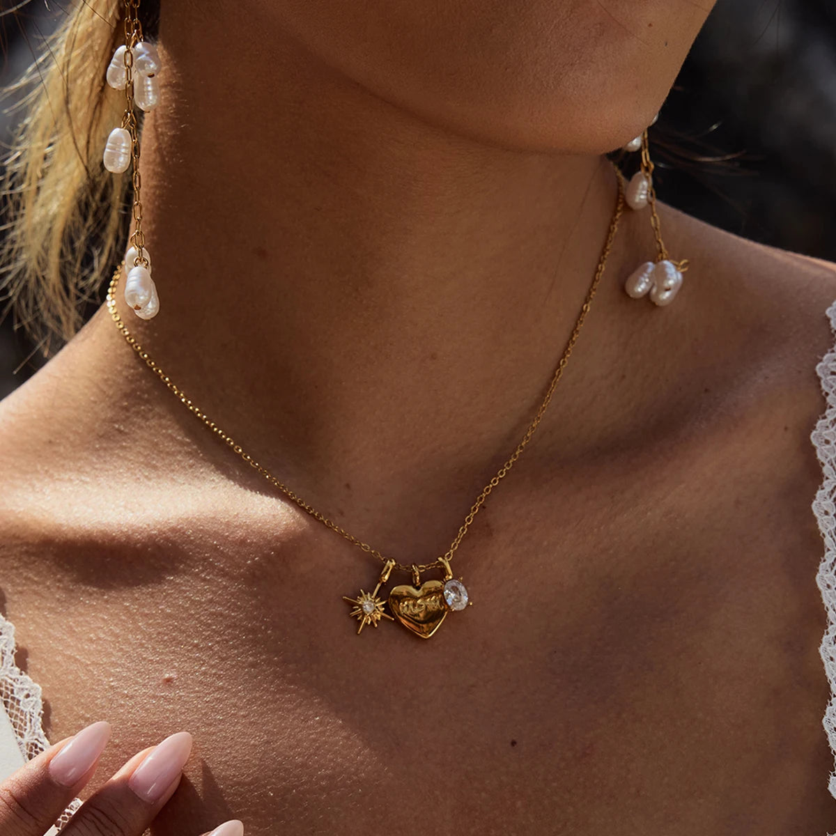Dainty Gold "MOM" Heart Charm Necklace | Mother's Day Gift & Solitaire