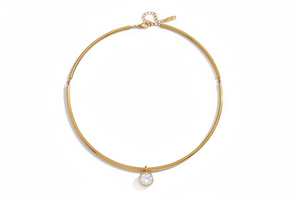 18K vergulde stijve choker ketting met zirkonia hanger | Waterdichte minimalistische gouden buisvormige halsketting | Verkrijgbaar in rond, ovaal, marquise & peervormig geslepen
