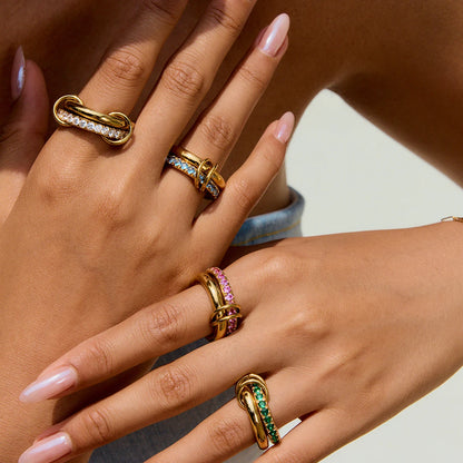Luxe Meerlaagse Gouden Ring met Gekleurde Zirkoonstenen – Wit, Groen, Roze & Blauw | Verstelbare Stapelbare Modering