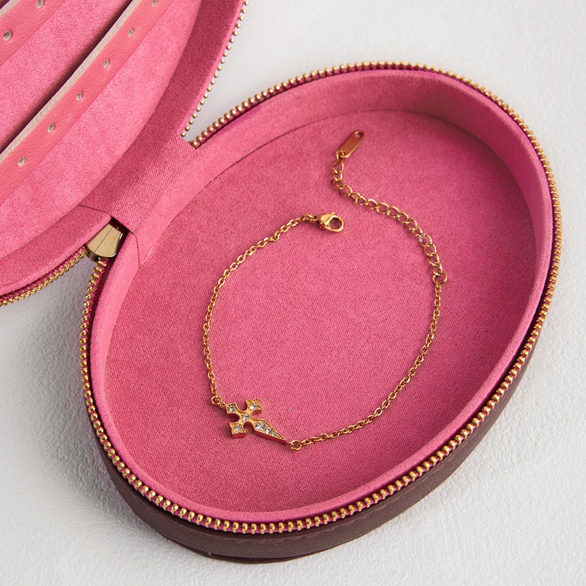 Premium 18K Vergulde Delicate Handarmband voor Dames – Waterdichte & Niet-Aanlopende Luxe Sieraden