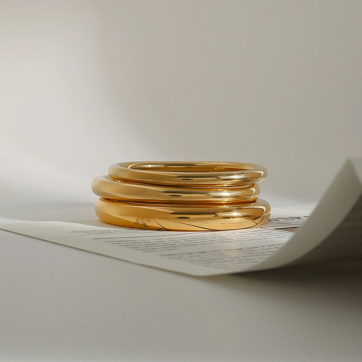 Premium 18K Gold Plated Bangle Hand Bracelet for Women – Waterproof & Tarnish-Free Luxury Jewellery & Jewelry