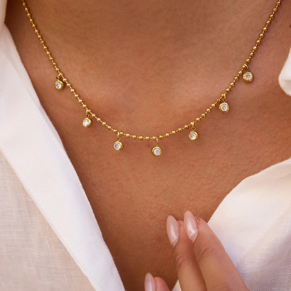 Gouden Verfijnde Choker Ketting | Kralenketting met Druppelhangers