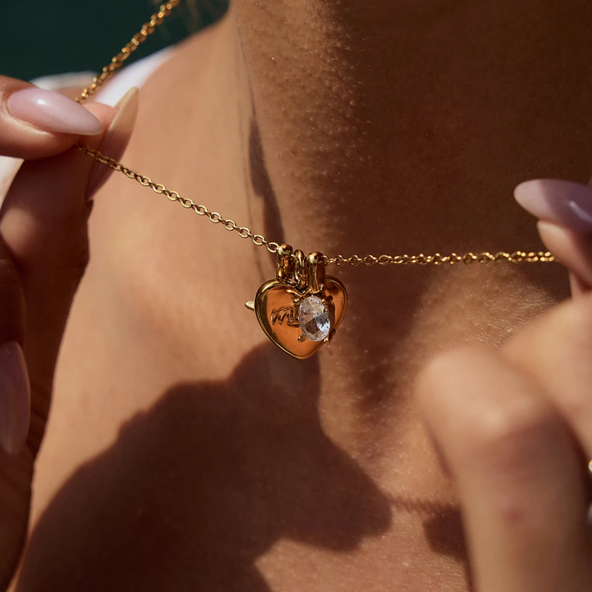 Dainty Gold "MOM" Heart Charm Necklace | Mother's Day Gift & Solitaire