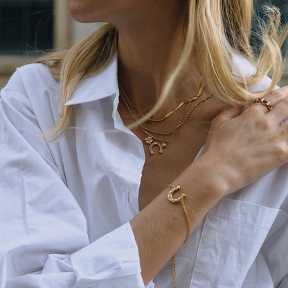 18K Gold Plated Lucky Horseshoe Bracelet with Heart CZ Stones | Waterproof Good Luck Charm Bracelet | Dainty Gold Curb Chain Bracelet