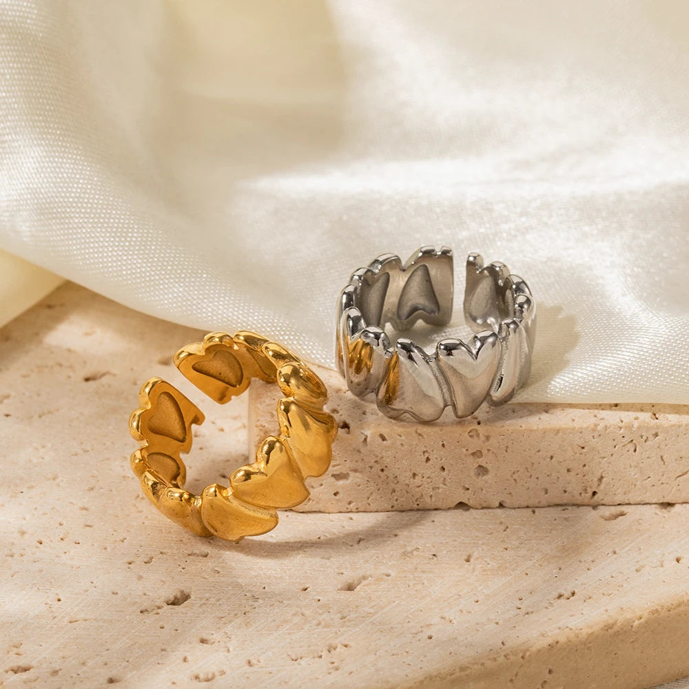 18K Gold Plated Heart Band Ring – Waterproof, Tarnish-Free Statement Ring (Gold & Silver)
