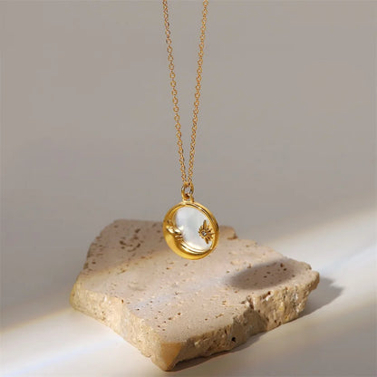 Gouden Parelmoer Zon Maan Ketting | Waterdichte Hemelse Sieraden