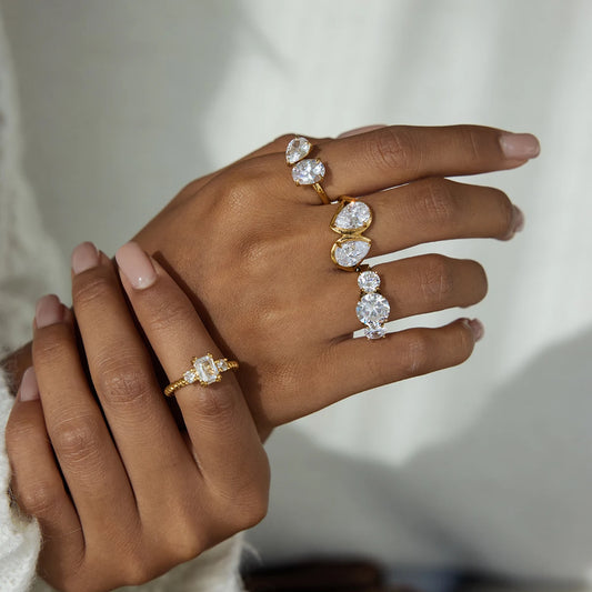 Luxe 18k Vergulde Zirkoon Ringen Collectie – Peer-, Ovaal-, Rond- & Smaragdgeslepen Stenen | Elegante Statement Ringen voor Dames