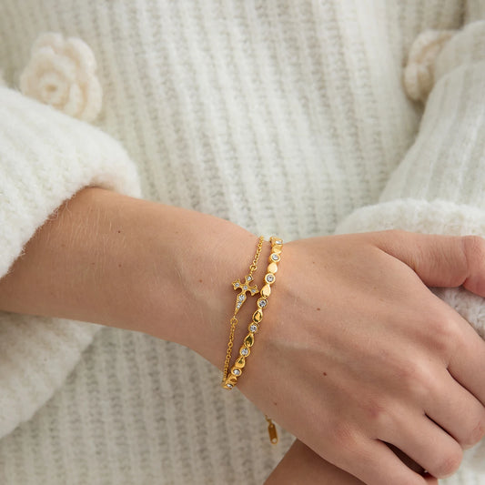 Premium 18K Gold Plated Delicate Hand Bracelet for Women – Waterproof & Tarnish-Free Luxury Jewellery & Jewelry