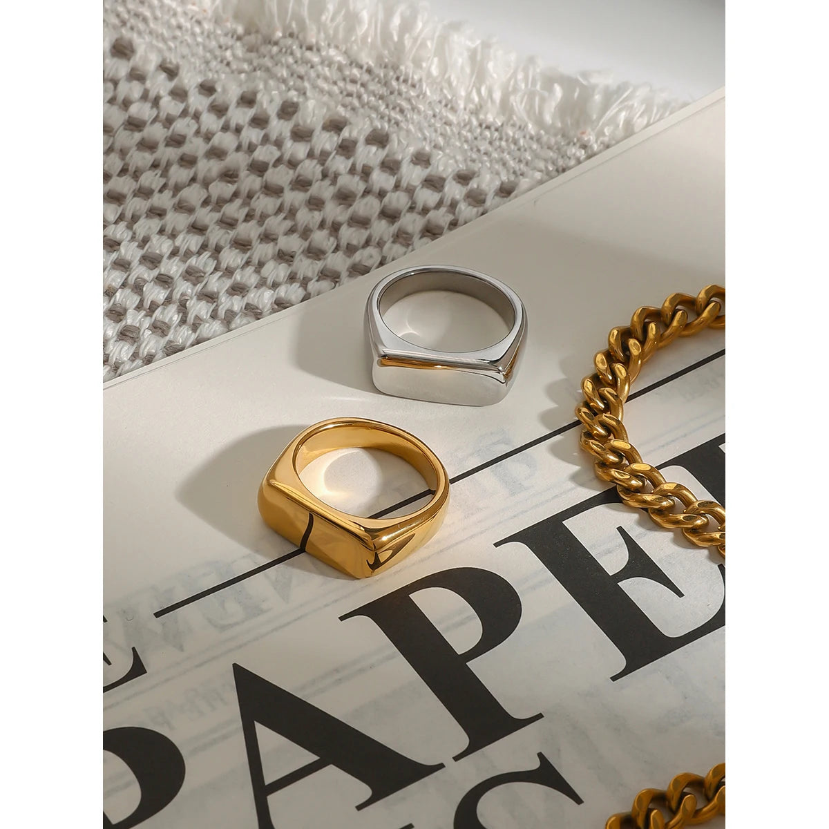 Minimalist Geometric Signet Ring – Modern Unisex Statement Band (Gold & Silver Options)
