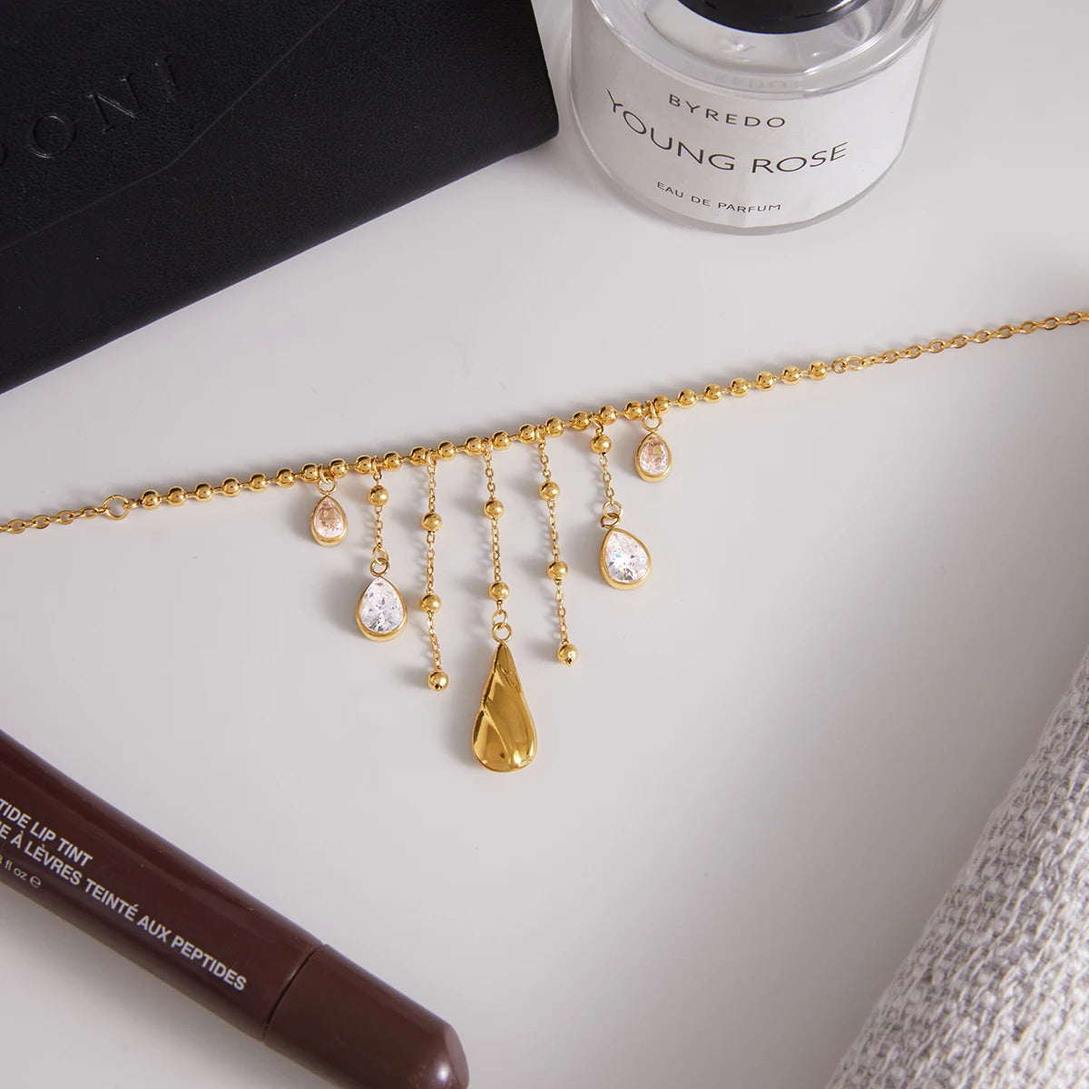 18K vergulde druppel hanger ketting – waterdicht, vlekvrij statement sieraad