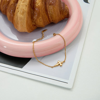 Premium 18K Vergulde Delicate Handarmband voor Dames – Waterdichte & Niet-Aanlopende Luxe Sieraden
