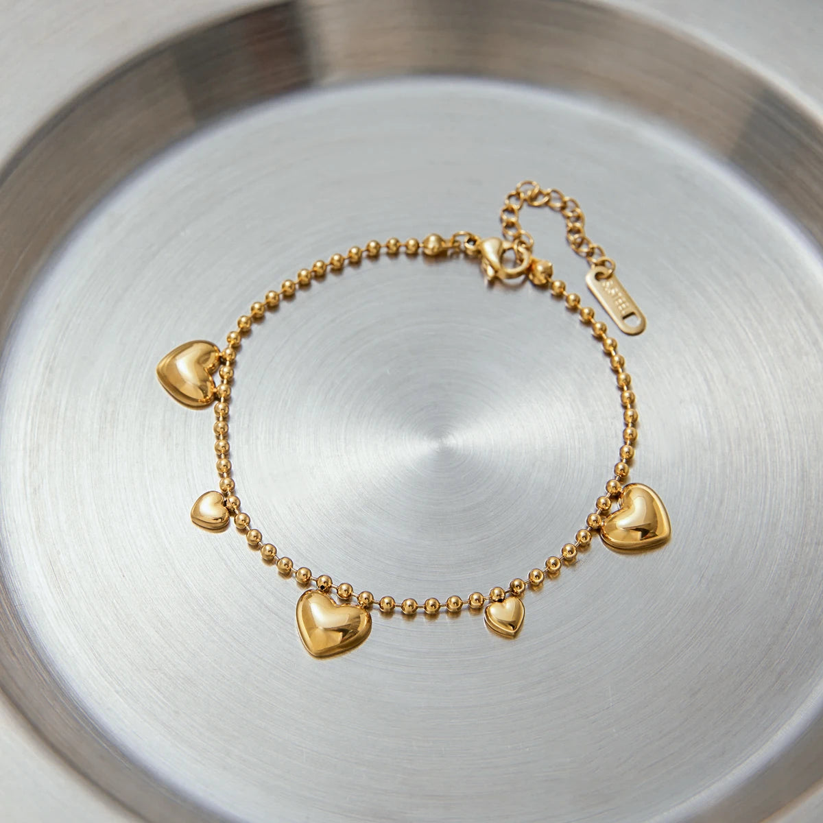 Heart Charm Premium 18K Gold Plated Bracelet for Women – Waterproof & Tarnish-Free Luxury Jewellery & Jewelry