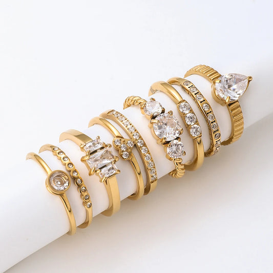 18K vergulde kristallen ring set van 6 | Waterdichte stapelbare ringenset | CZ Diamant stijl gouden ringencollectie